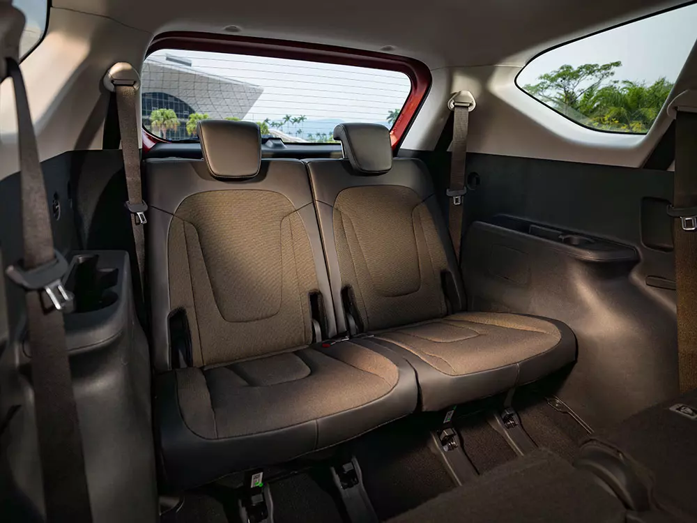 Hyundai Stargazer 2026 chính thức ra mắt Việt Nam, giá khởi điểm tăng mạnh - Ảnh 7.