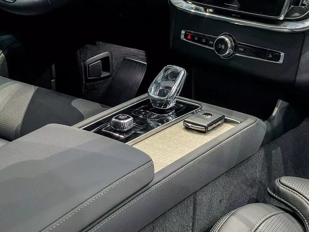 Volvo XC90 2026 chính thức ra mắt Việt Nam, giá rẻ hơn đến 1 tỷ đồng so với trước - Ảnh 7.
