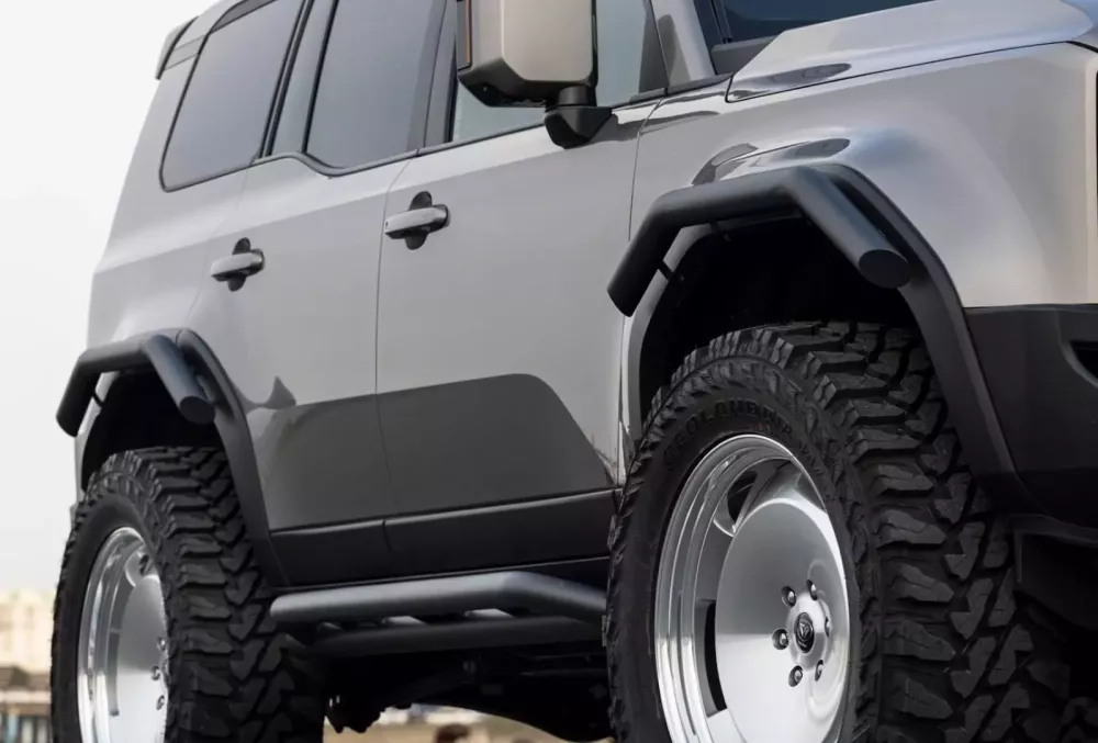Chiếc xe Toyota Land Cruiser 250 này hoàn toàn khác biệt sau khi được Kuhl tạo ra- Ảnh 10.