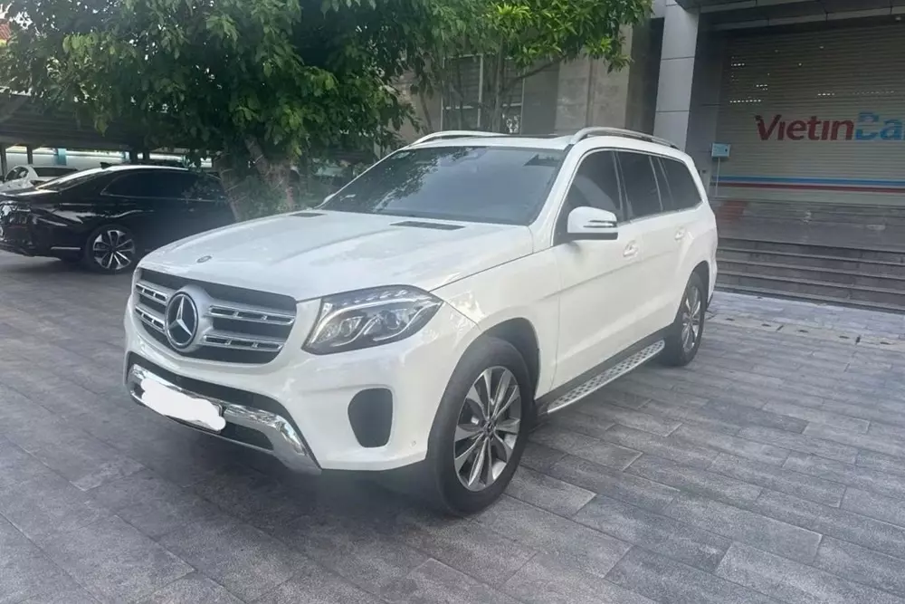 Tập đoàn Sơn Hải rao bán loạt xe sang mang thương hiệu Bentley, Lexus và BMW - Ảnh 4.