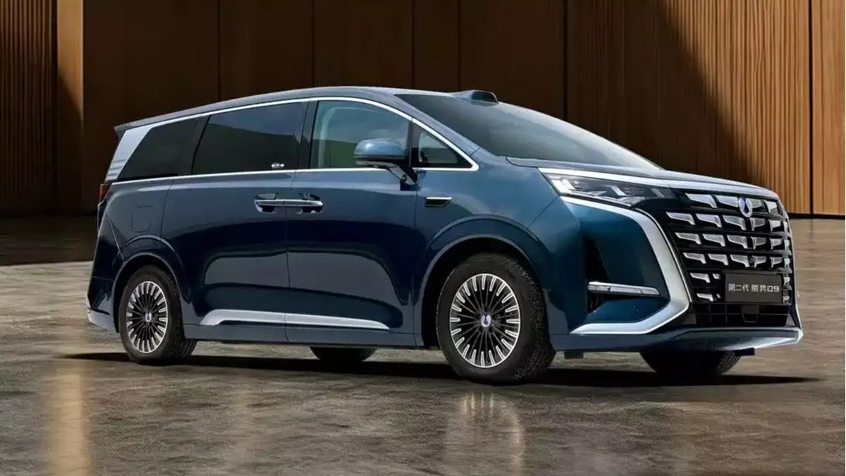 BYD Denza D9 được bổ sung phiên bản mới với giá rẻ hơn, phạm vi hoạt động lên tới gần 1.500 km