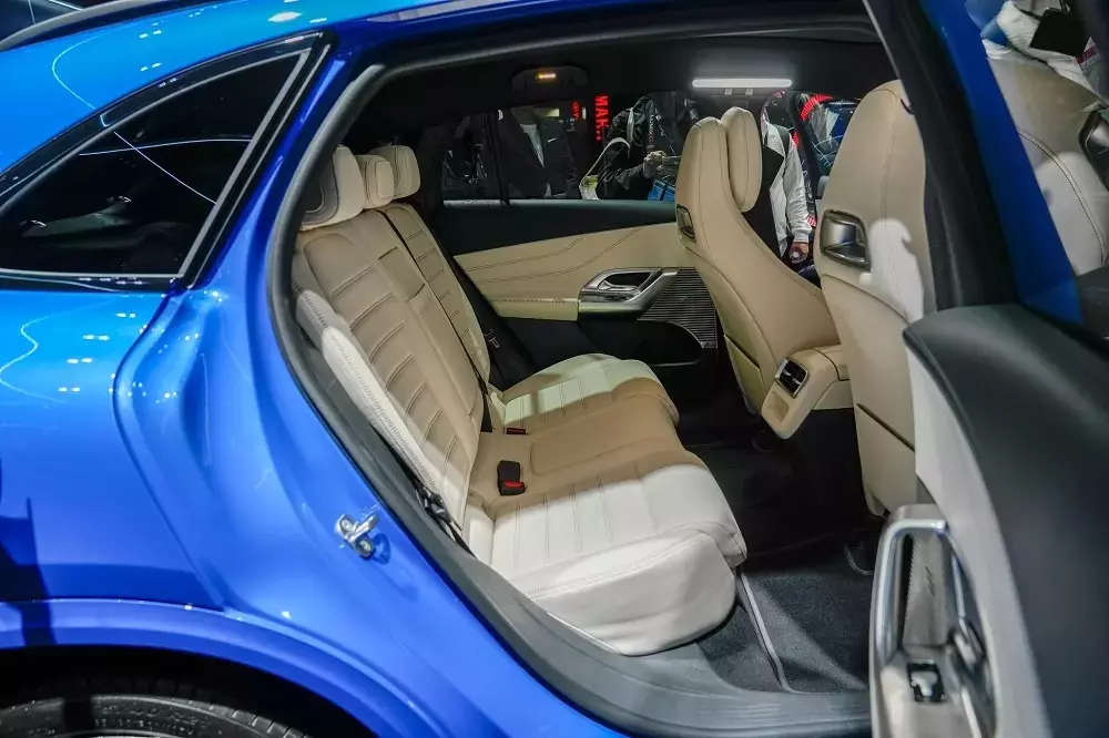 Hàng ghế sau của Mercedes-Benz GLC mới