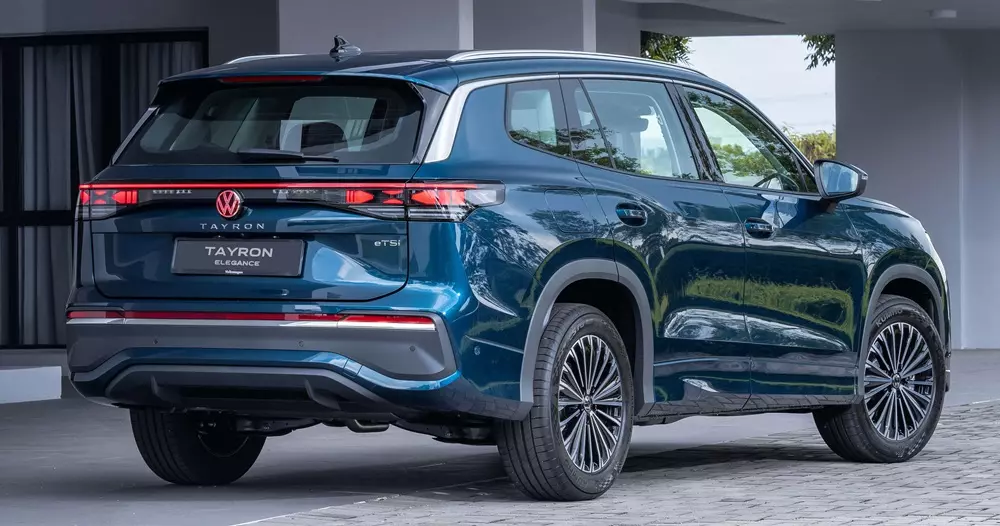 Volkswagen Tayron màu xanh dương