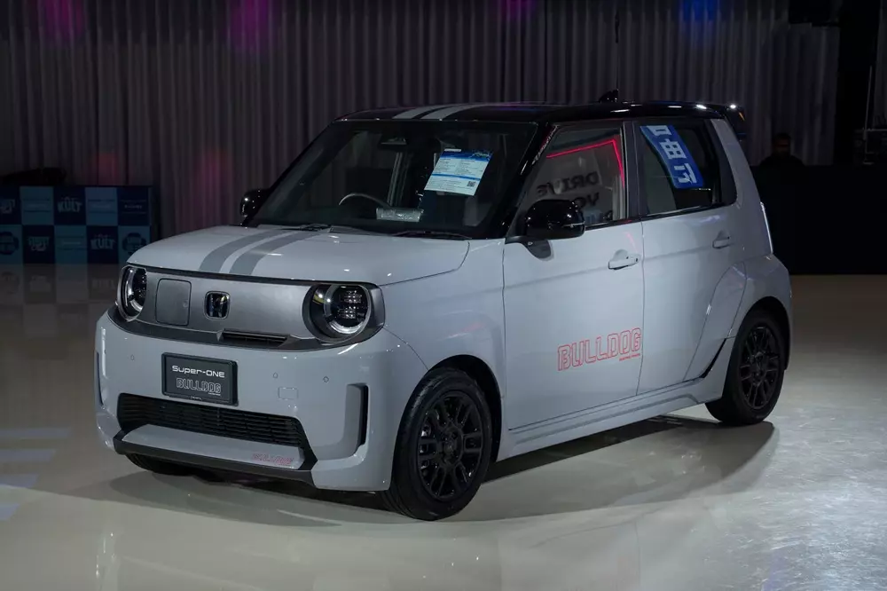 Honda Super-One với gói Bulldog