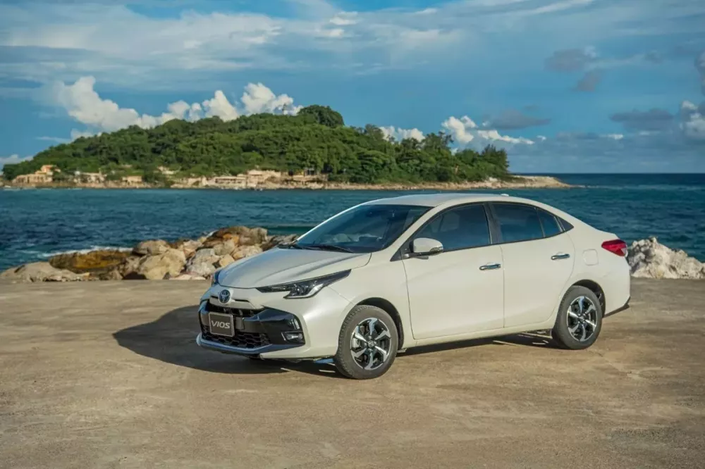 Toyota hỗ trợ 100% lệ phí trước bạ trị giá lên tới 75 triệu đồng cho loạt xe trong tháng 8/2026 - Ảnh 1.