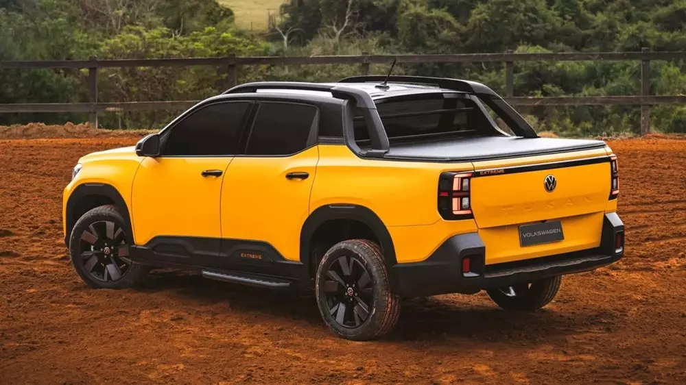 volkswagen-tukan-071c Volkswagen Tukan nhìn từ phía sau