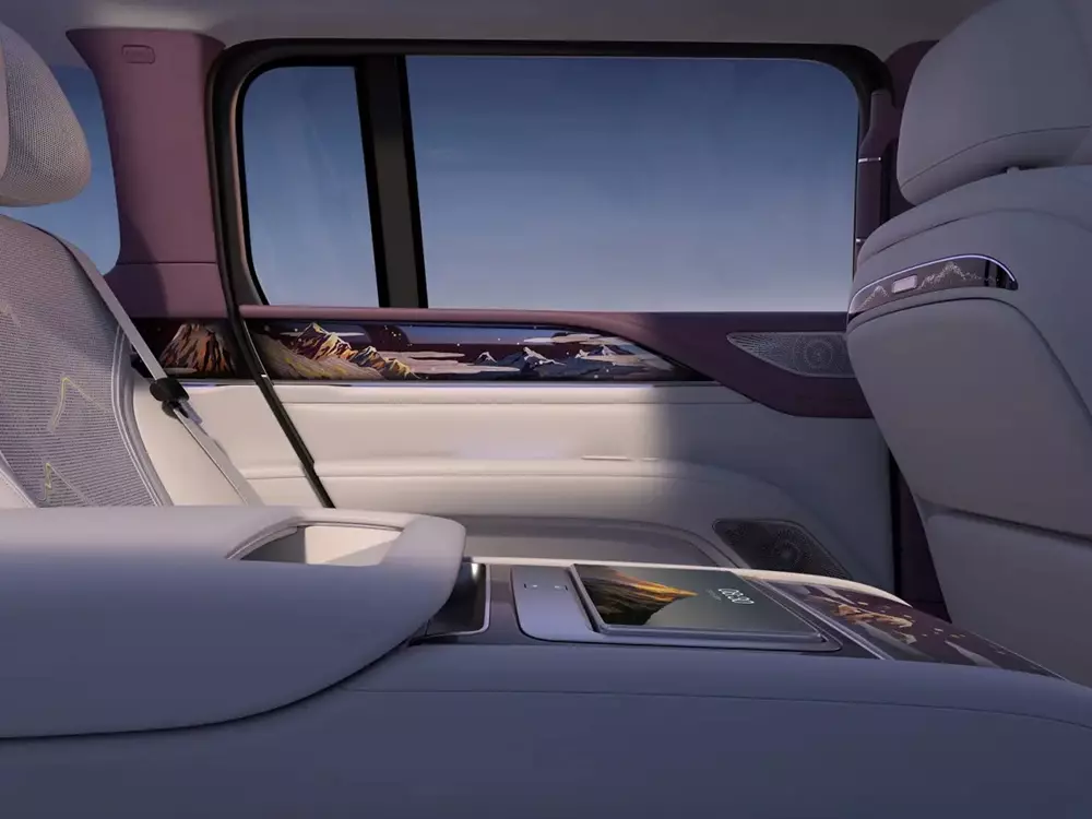 Học theo Rolls-Royce, BYD U8L sở hữu một chi tiết trang trí nội thất có giá bằng 3 chiếc Dolphin