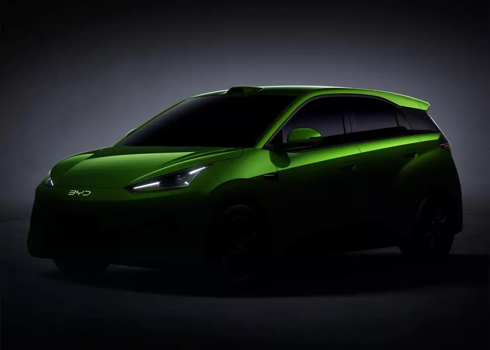 Cụm đèn pha của BYD Seagull 2027 có thiết kế hiện đại và sắc sảo hơn