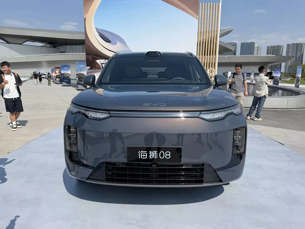Ngắm hình ảnh "bằng xương, bằng thịt" của BYD Sealion 08 - SUV cỡ lớn mới được bán ra thị trường - Ảnh 3.