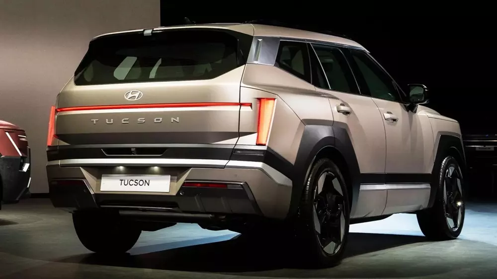 Hyundai Tucson 2027 được trang bị tính năng quan sát gầm xe