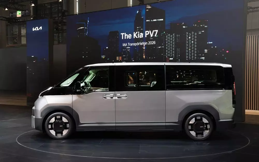 Kia PV7 trình làng, phả hơi nóng lên Ford Transit - Ảnh 7.