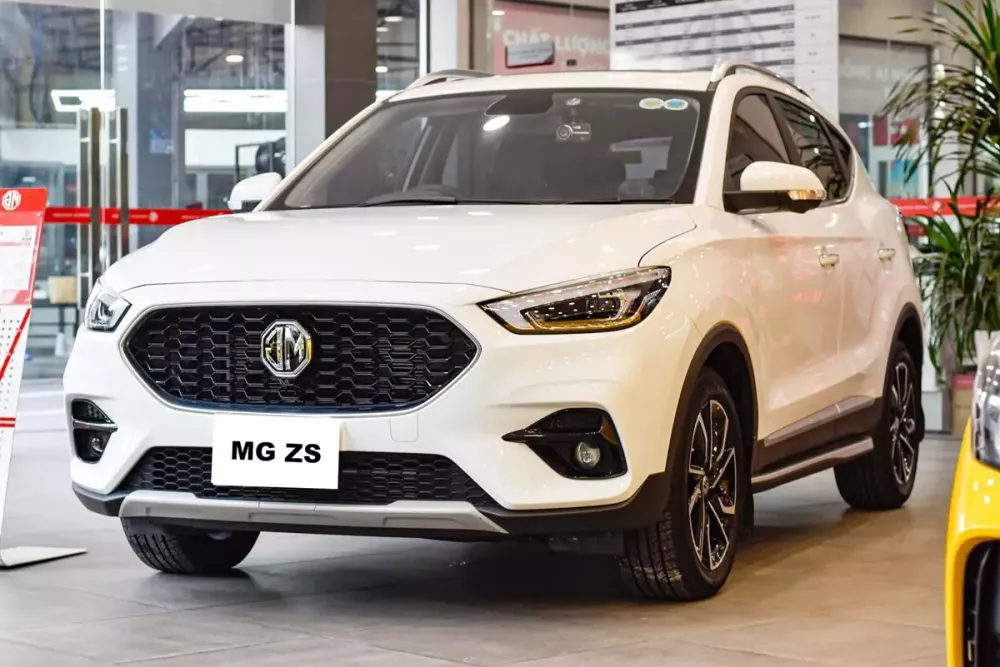Đại lý giảm đến 150 triệu đồng cho MG ZS để giải phóng hàng tồn, giá thực tế chỉ ngang Hyundai Grand i10 - Ảnh 1.
