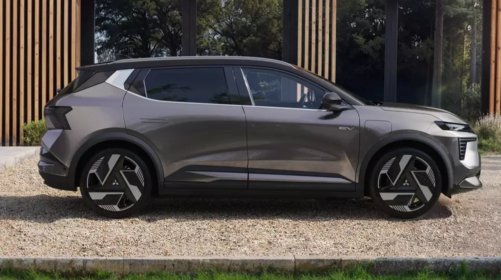 mitsubishi-eclipse-cross-ev-3-dc65 Mitsubishi Eclipse Cross EV mới bán được 1 năm đã giảm giá bán, thêm bản mới - Ảnh 3.