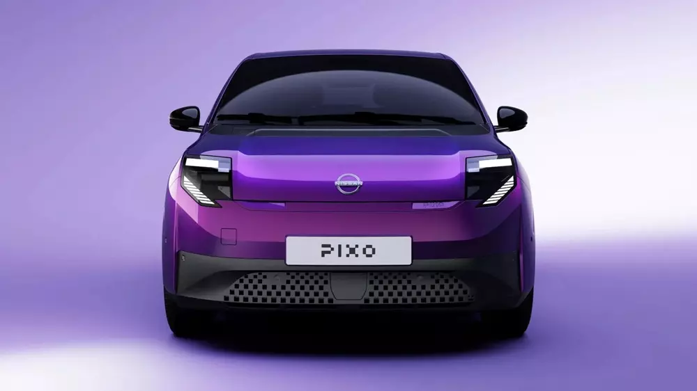 Nissan Pixo sở hữu thiết kế đầu xe khác biệt so với Renault Twingo