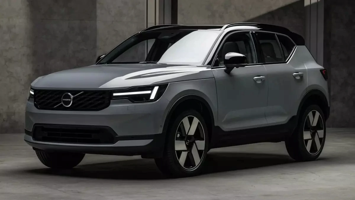 Sau hơn 1 thập kỷ bán trên thị trường, Volvo XC40 vẫn chưa “nghỉ hưu” mà được nâng cấp thiết kế và công nghệ