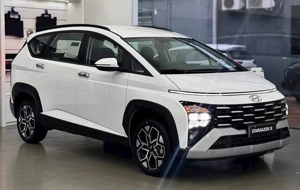 Hyundai Stargazer được giảm giá xuống chỉ còn từ 427 triệu đồng tại đại lý - Ảnh 2.